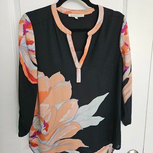V-Neck Daniel Rainn Floral Blouse Size M